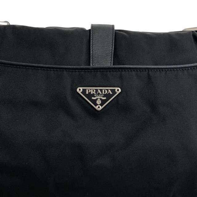 PRADA プラダ ショルダーバッグ ブラック フロントバックル トライアングルロゴ ナイロン ワンショルダーバッグ vintage ヴィンテージ オールド dwjuwu