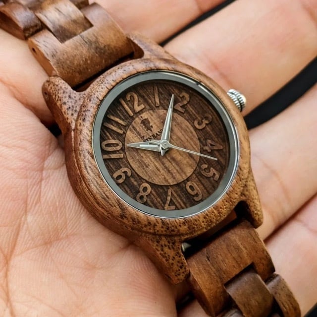 EINBAND Himmel Walnut 木製腕時計 32mm | teshigotoya ねむの木の豆