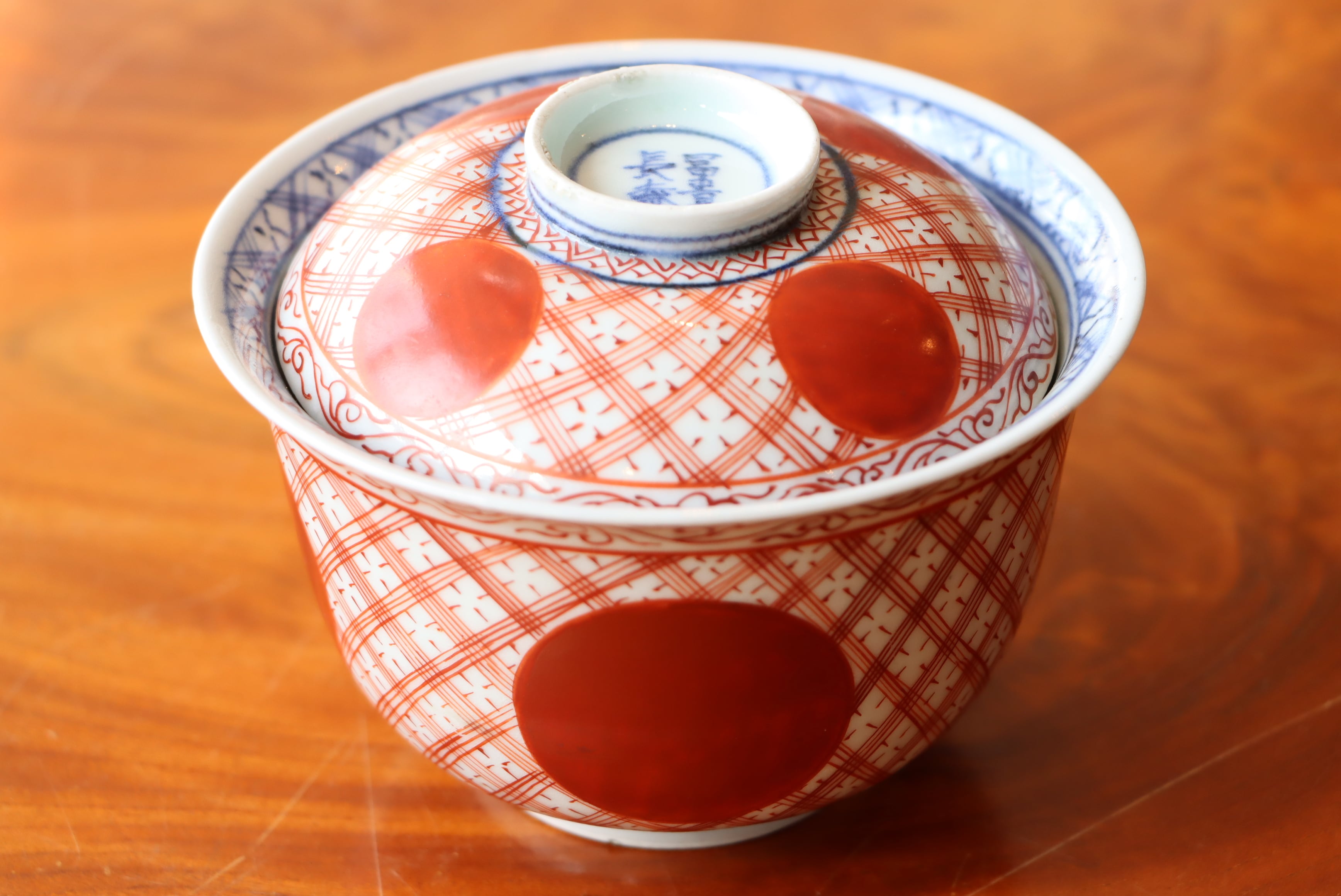 蓋茶碗 古伊万里 赤絵 赤玉文 どんぶり茶碗 | (有)新原美術 蓋茶碗 古伊万里 赤絵 赤玉文 どんぶり茶碗 | (有)新原美術