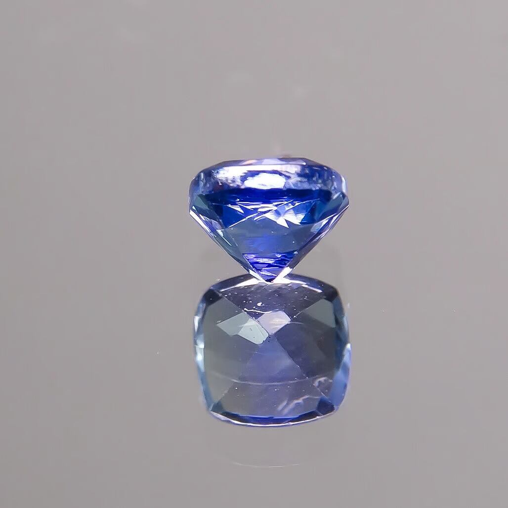 天然タンザナイト0.71ct ルース（ルース・裸石｜タンザナイト