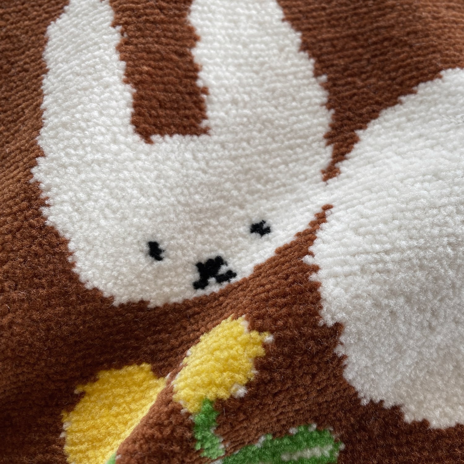 JIN KITAMURA】北村人 CHENILLE HANDKERCHIEF うさぎ シェニール織