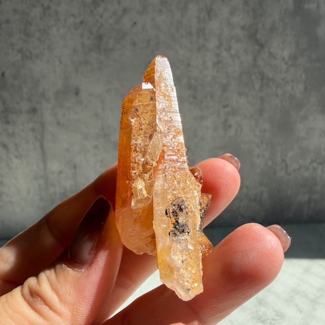 ネパール・ダーディン産 ヒマラヤ水晶 ゴールデンヒーラー クラスター No.5