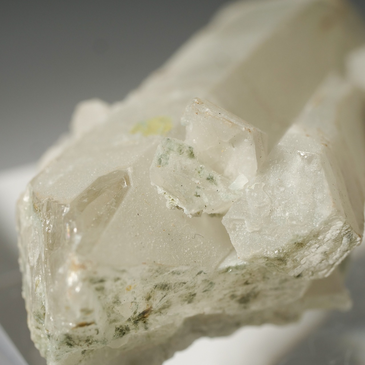 クォーツ カルサイト 内モンゴル産 / 原石 標本【2】