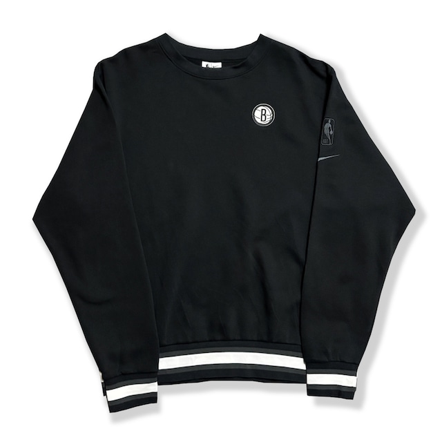 Brooklyn Nets Rubber Patch Sweatshirt. NIKE