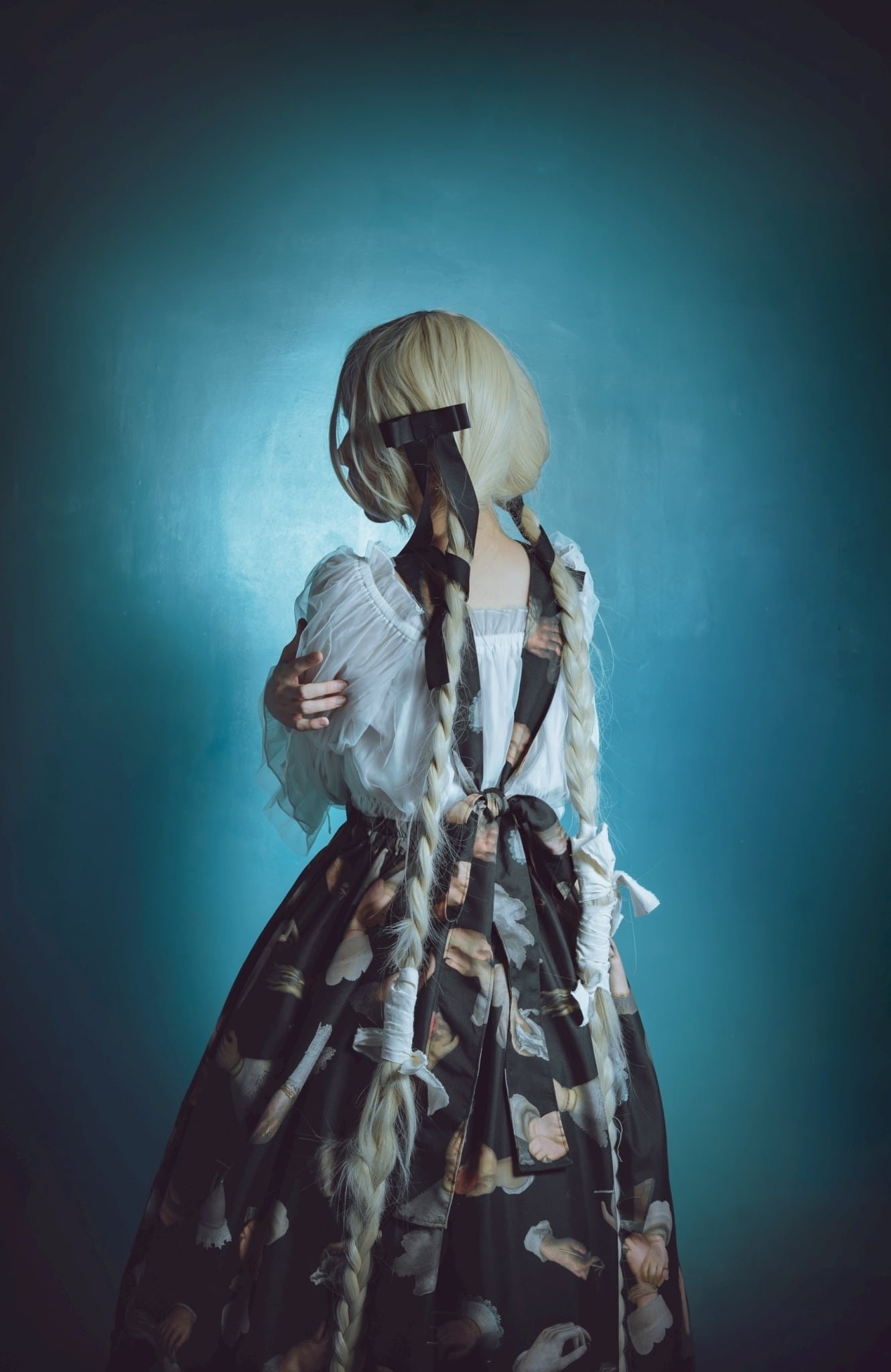 手の肖像」2wayエプロンスカート | microcosm/マイクロコズム 手の肖像」2wayエプロンスカート | microcosm/マイクロコズム