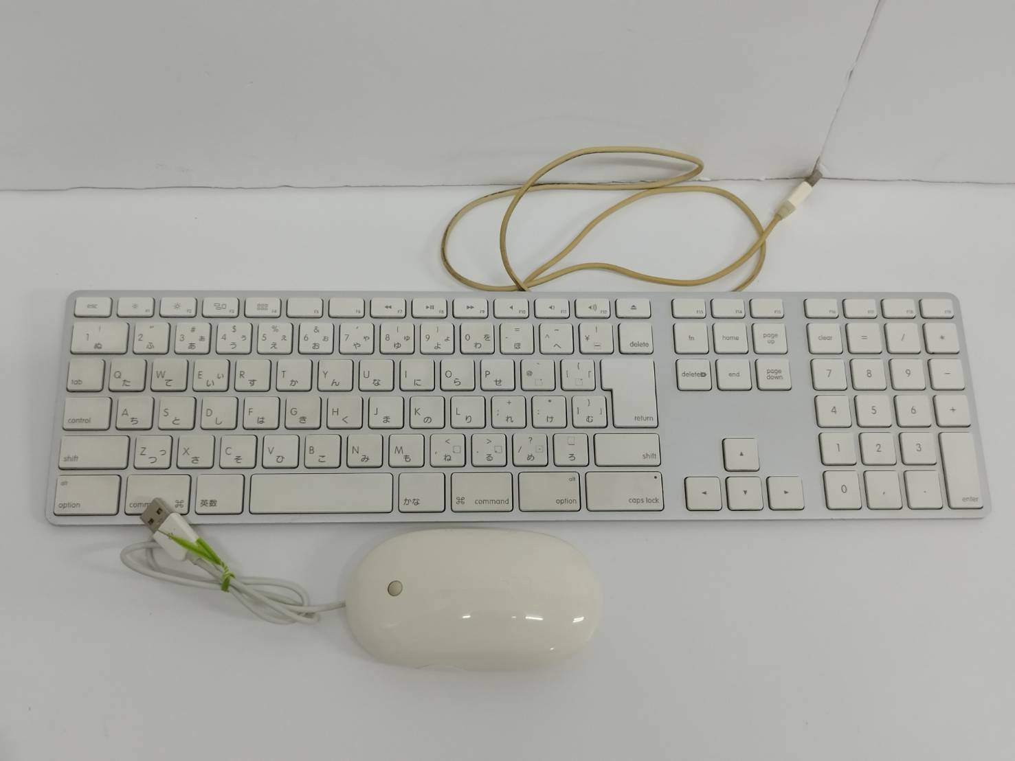 正規品】Apple Keyboard/テンキー付き/日本語配列(A1243) Mighty Mouse