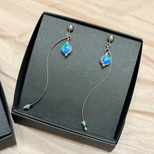 【ホタルガラス】ロングピアス　BOX付　(A40-124)③.④