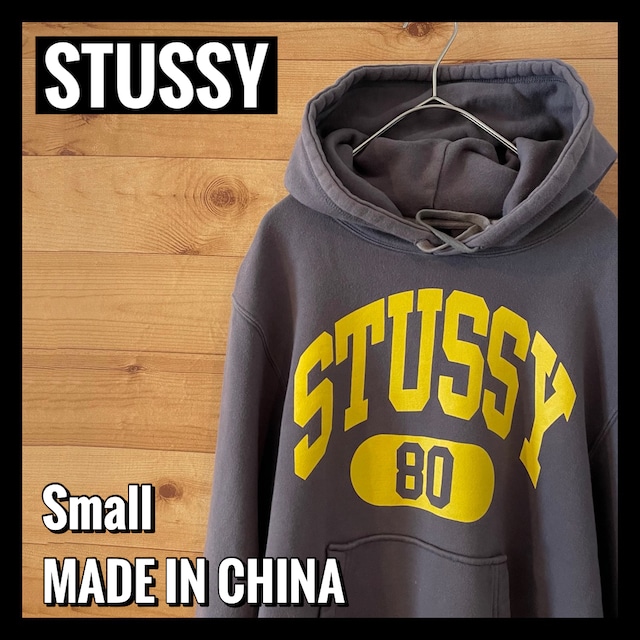 【STUSSY】ビッグロゴ プルオーバー フーディ スウェットパーカー S アメリカ古着