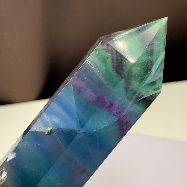 12.スカイブルーフローライトダブルターミネーテッドポイント