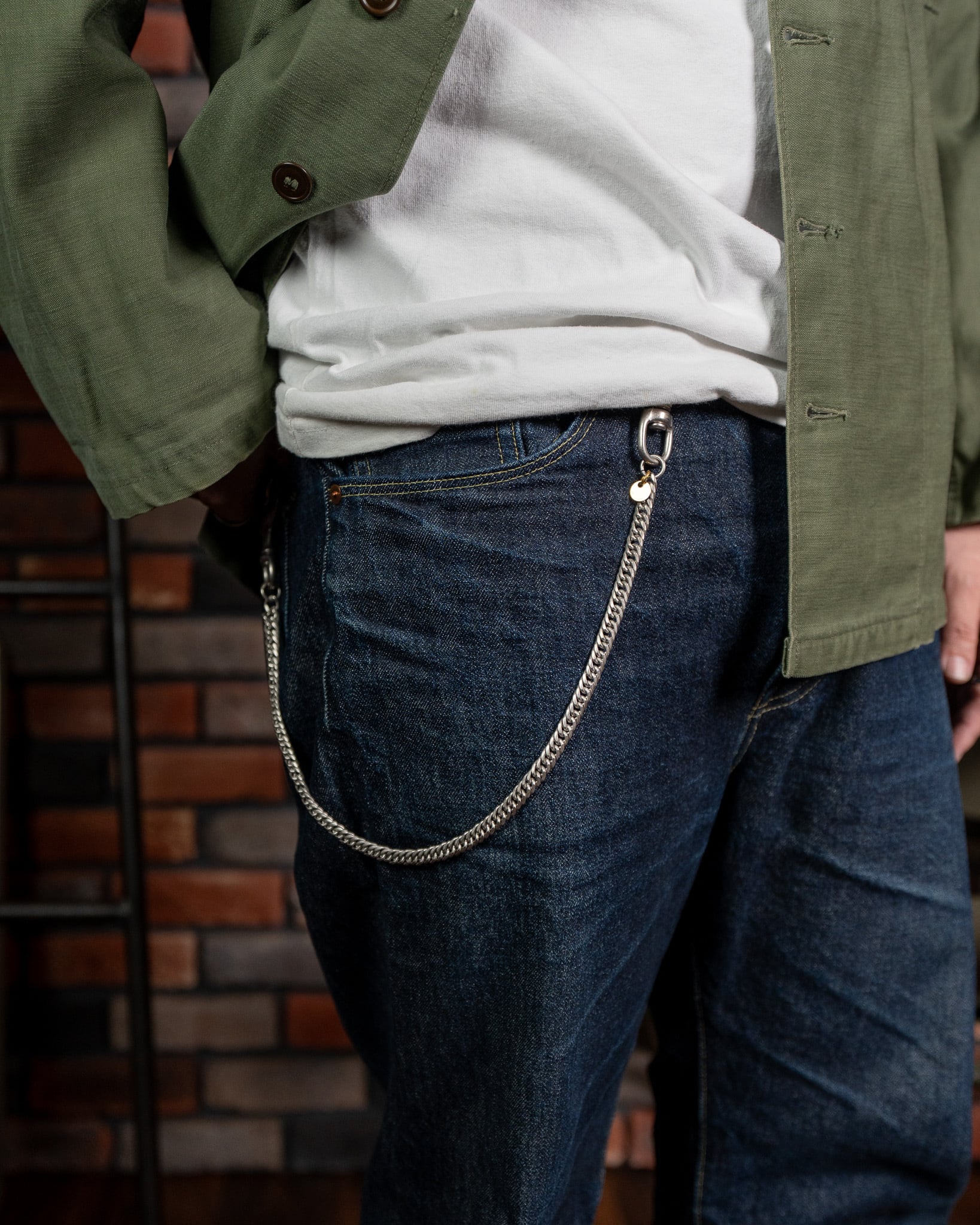 Button Works】BW 41 Wallet Chain 