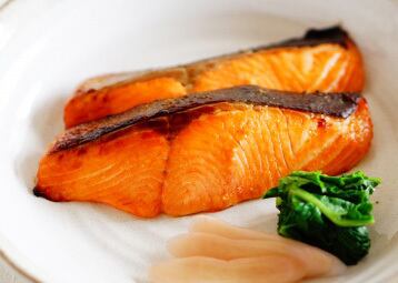 極上 鮭の切身 みそ漬け【北海道豊頃町大津・天然鮭】 | 北海道とよ