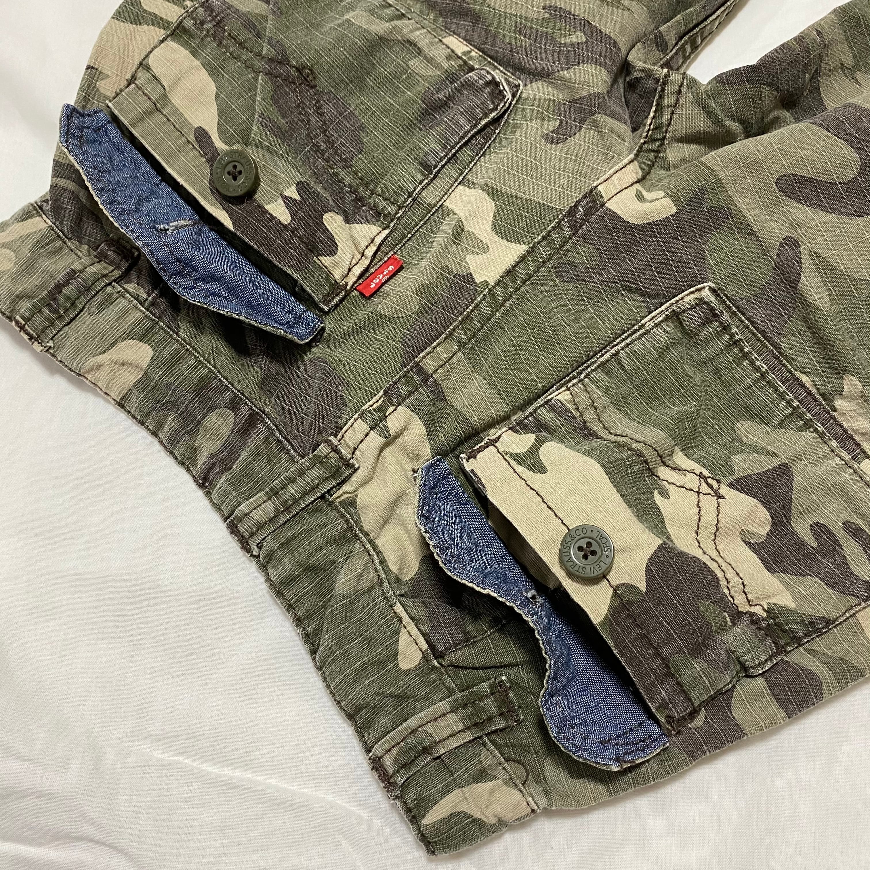 INNOCENCE NYC 迷彩 ダメージ加工 カーゴパンツ XL INNOCENCE NYC 迷彩 ダメージ加工 カーゴパンツ XL