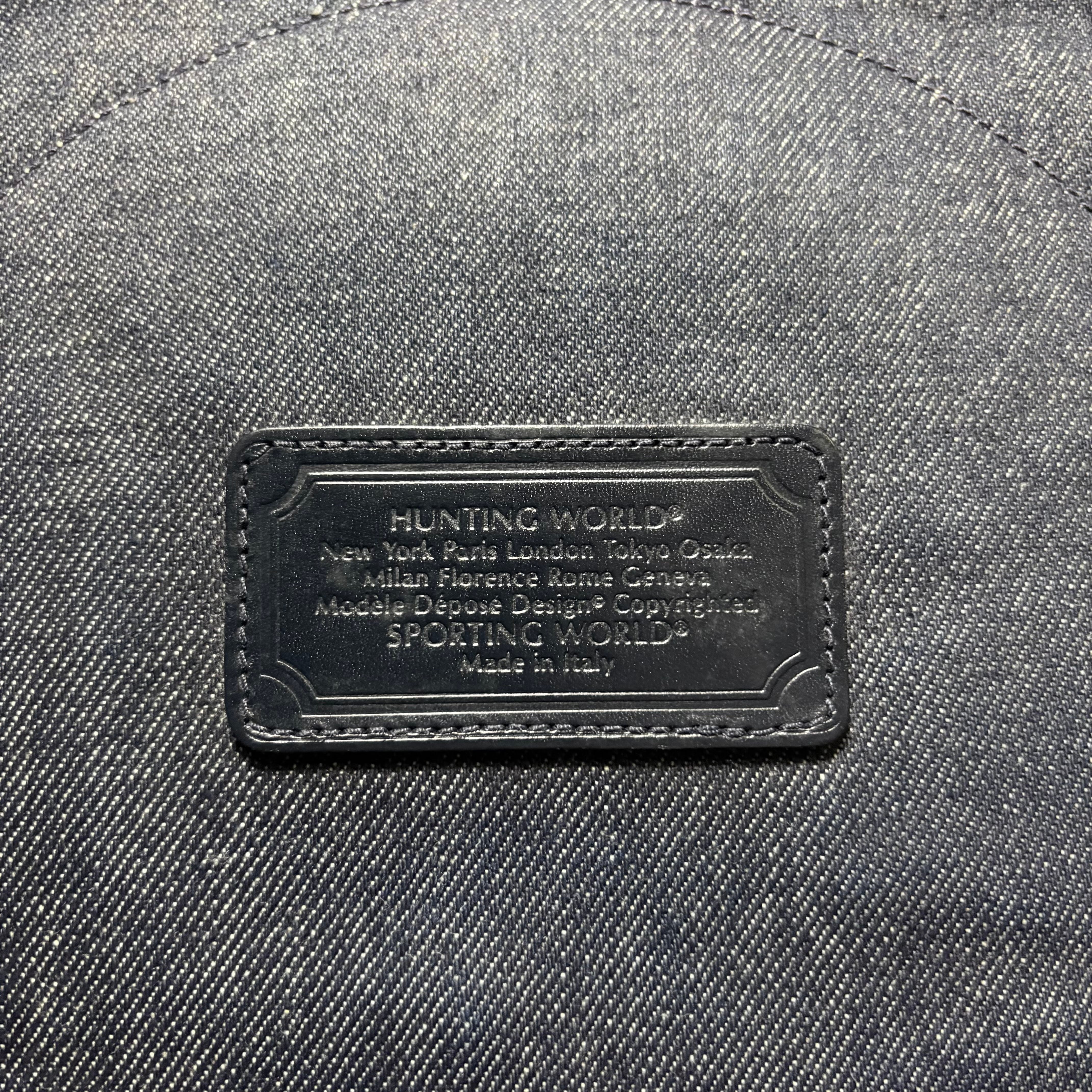 【美品】ハンティングワールド 大容量 デニム USA製 フラップ　ビッグロゴ HUNTING WORLD denim flap shoulder bag | NOIR ONLINE