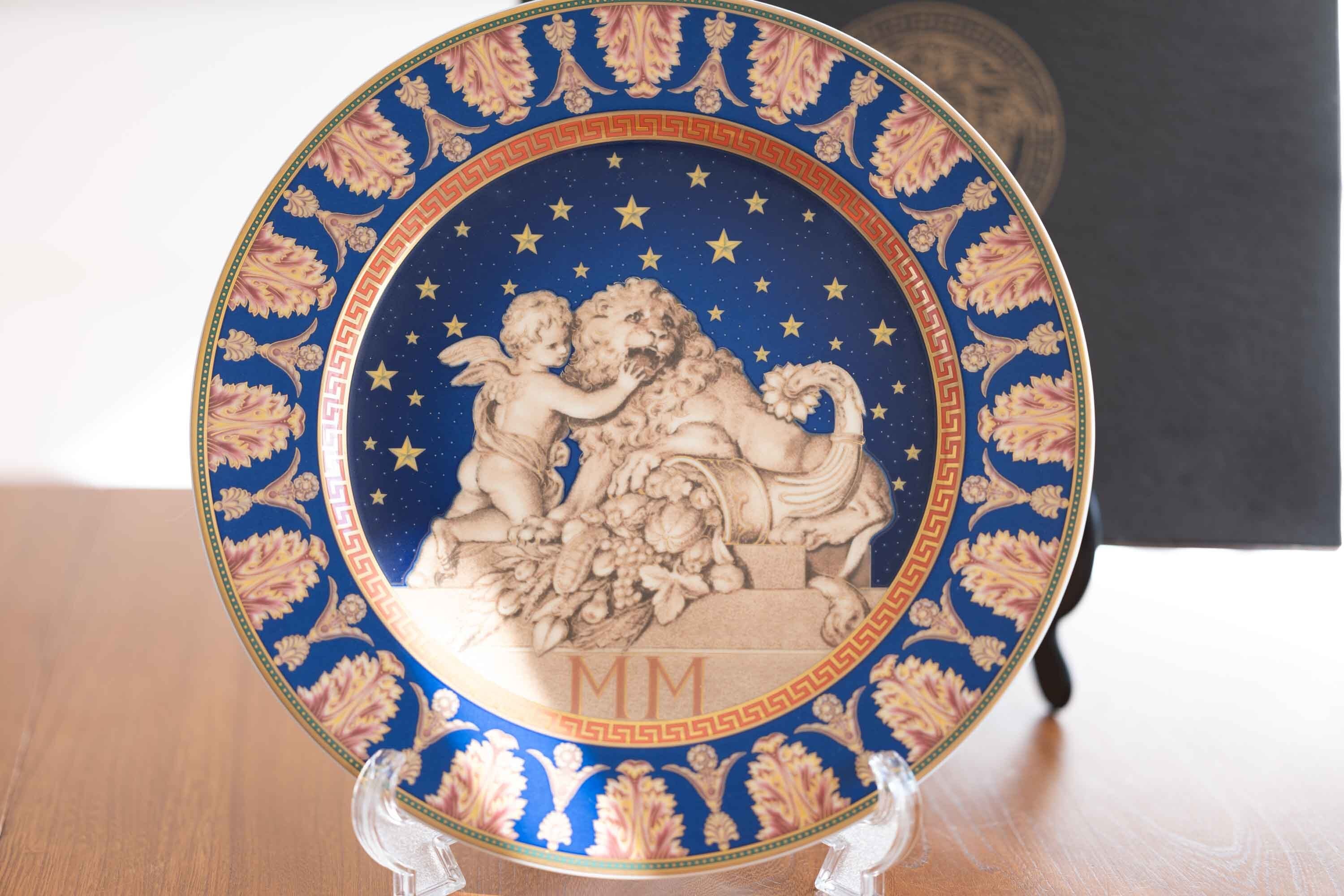 2000度版 <ヴェルサーチ>✖️ドイツの名窯<ローゼンタール> ジャンニ・ベルサーチ Xmasプレート