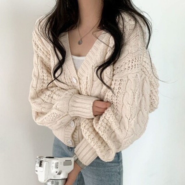 トップス デート カットソー ニットソー セーター カーディガン 袖あり 長袖 Vネック かわいい 大人可愛い きれいめ シンプル カジュアル 大人 上品 おしゃれ お洒落 主役級 存在感 春 秋 冬 10代 20代 レディース 女性用 OL 学生 デート お出かけ 公園デビュー 女子会 お泊まり 休日 旅行 着回し 普段使い ファッション コーデ 楽ちん トレンド 流行 インスタ映え フリーサイズ ゆったり ゆる 灰色 グレー カーキ アプリコット