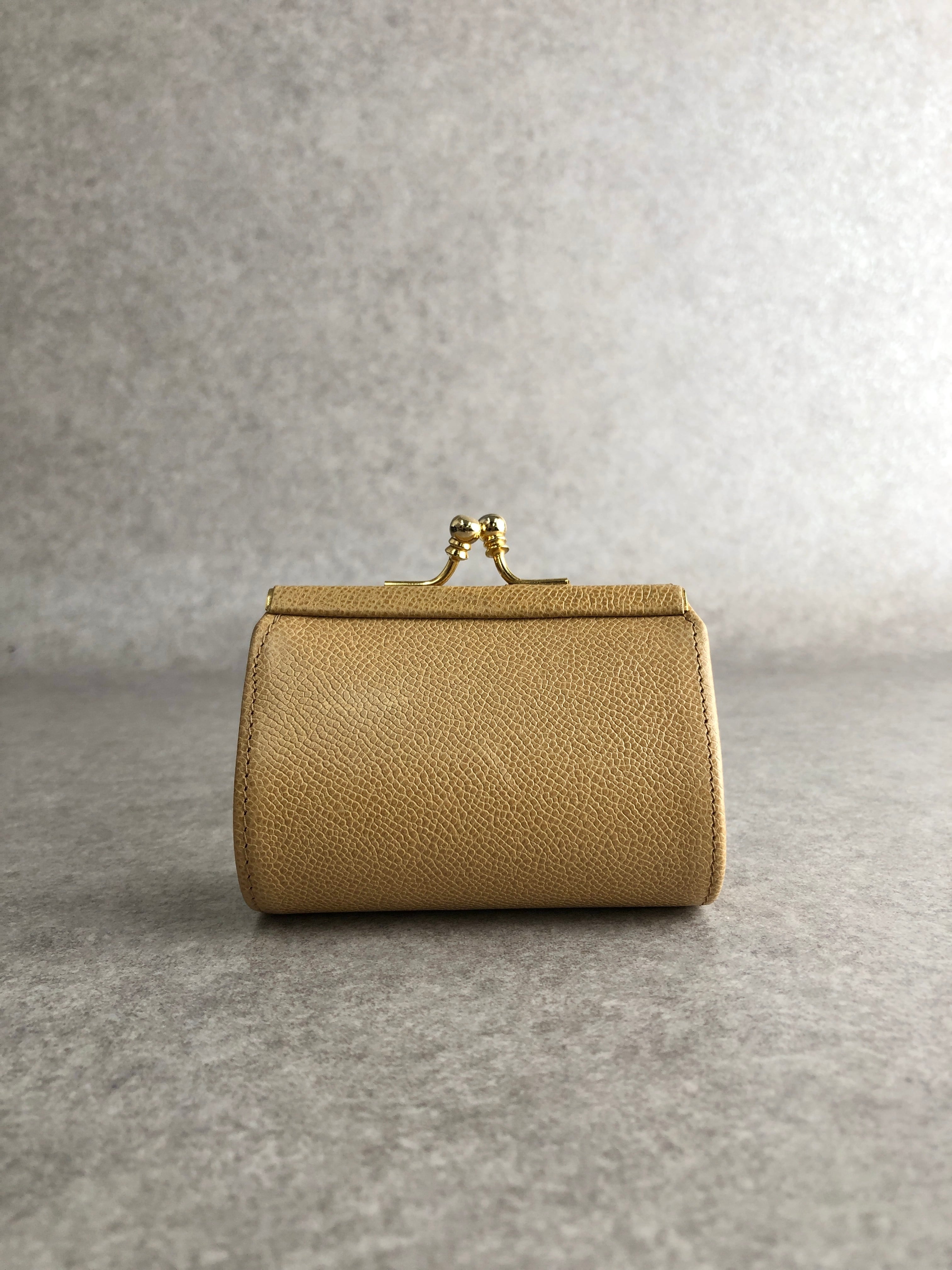 Yves Saint Laurent イヴ・サンローラン 財布 ベージュ YSL レザー