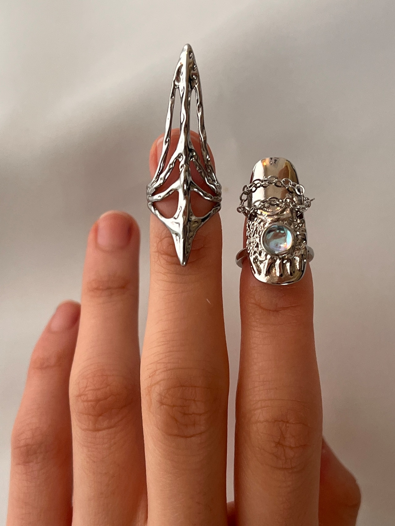 Nail cuff 001