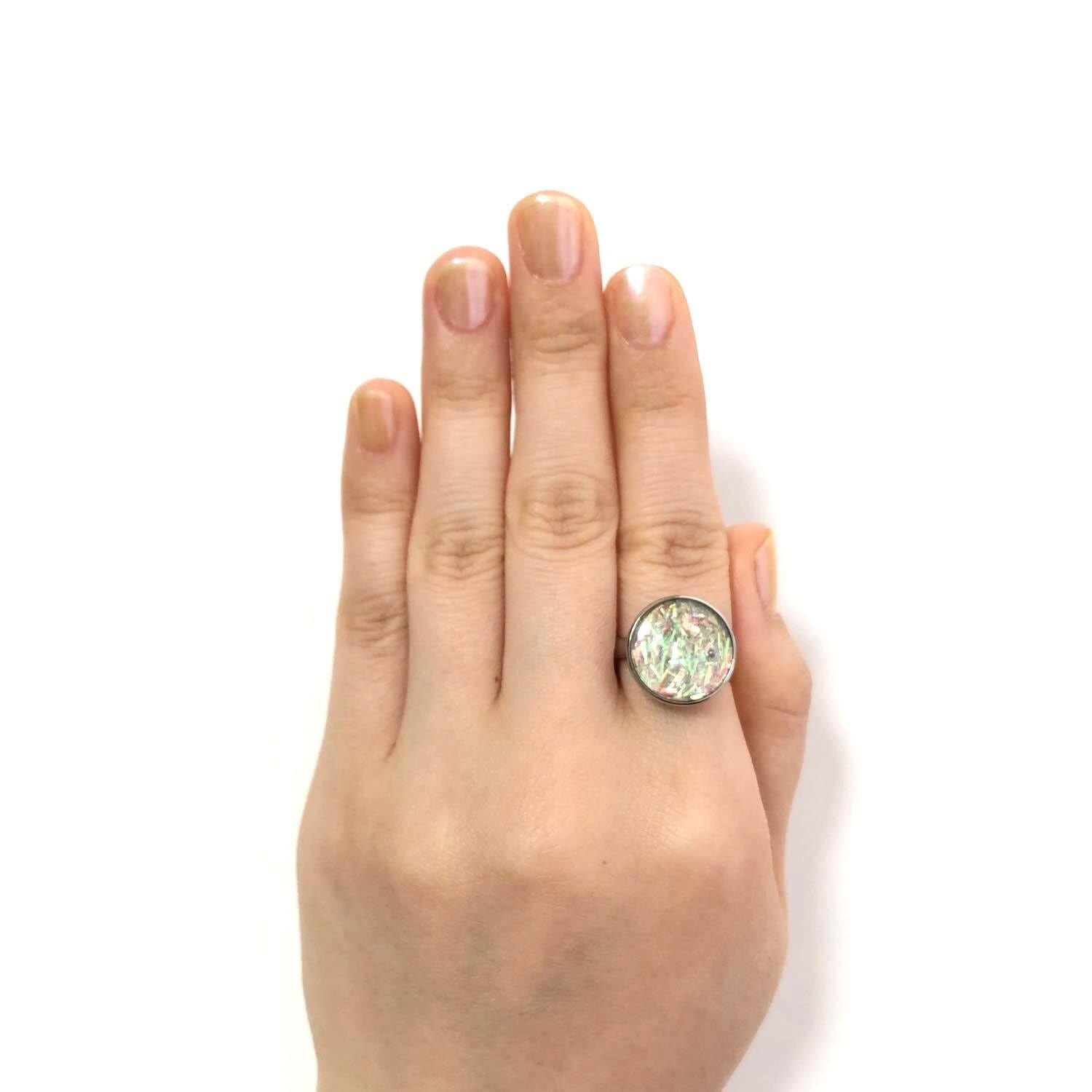 ハンドメイドボタン指輪各600円｜ハンドメイド・手芸