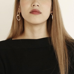 \期間限定1000円ポッキリ/【ネコポス便】ダブルスクエアリング イヤリング (0049)