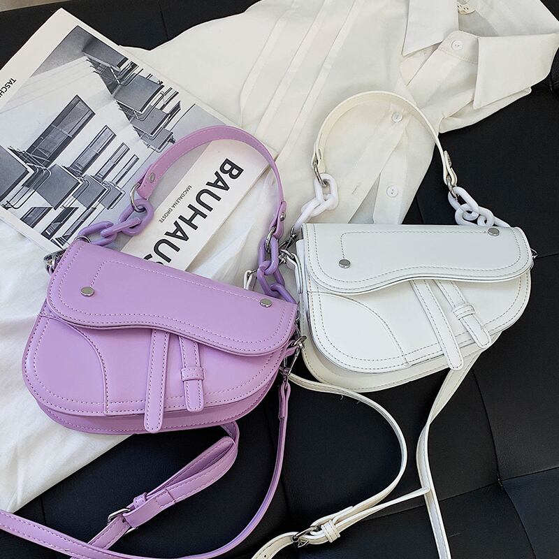 レッド メッセンジャーバッグ サドルバッグ シートバッグ Tiancai_Wing_Bag31862730683