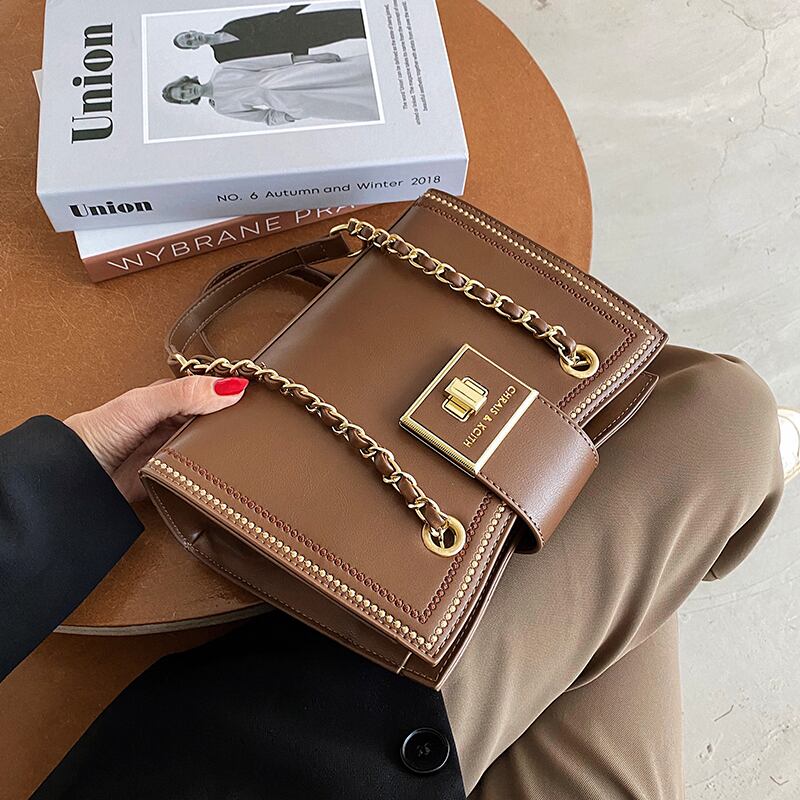 秋冬レトロスモールバッグ女性バッグ2020人気の新しい流行のファッションチェーンメッセンジャーバッグネットレッドオールマッチスモールスクエアバッグ Tiancai_Wing_Bag94473383482