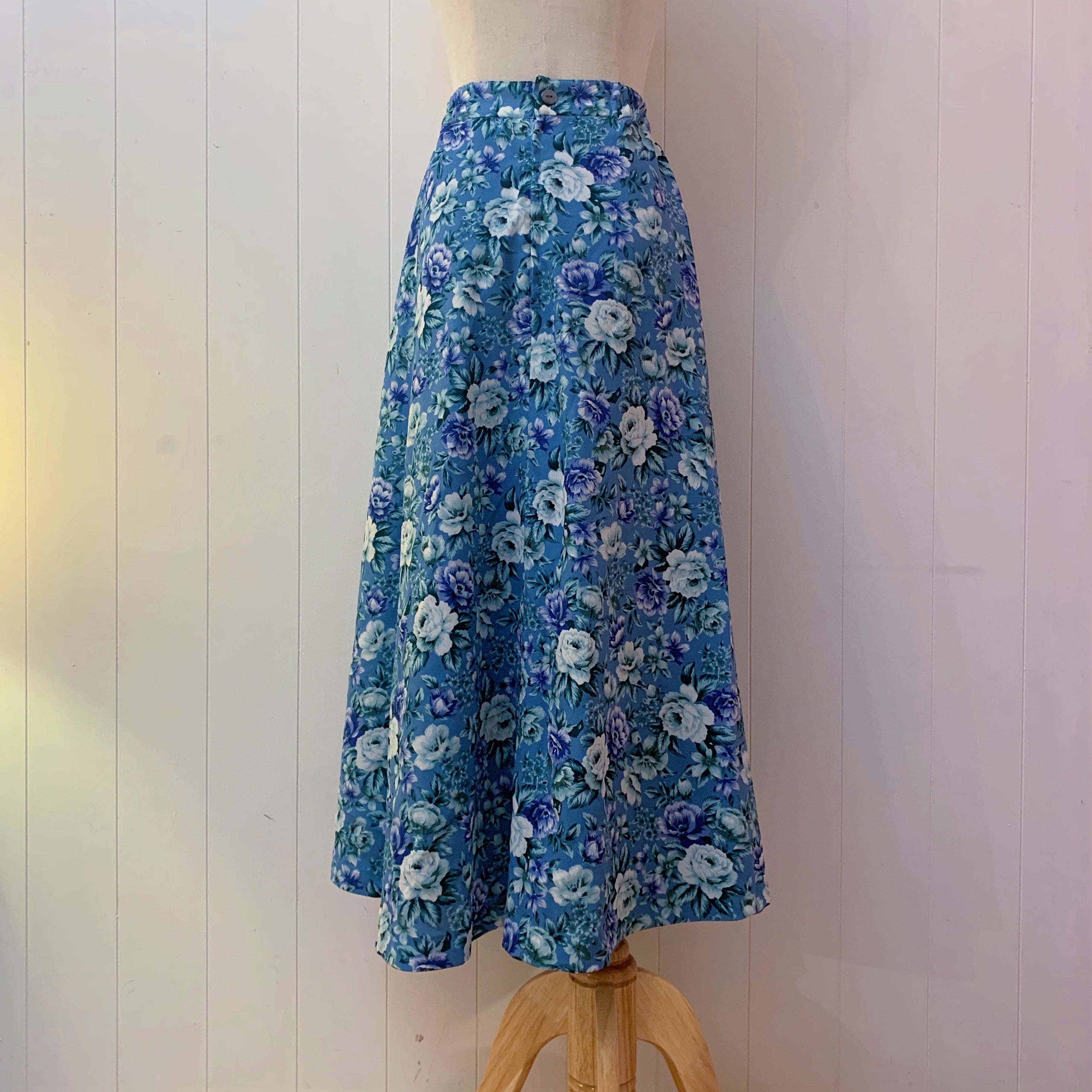 blue rose crepe long skirt