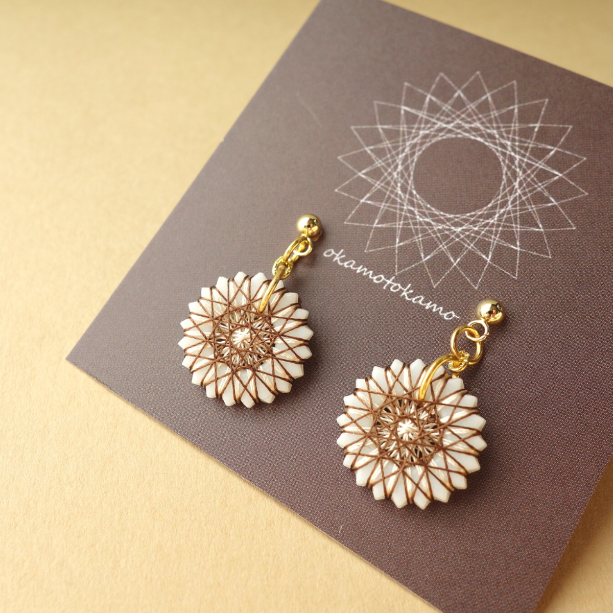 カフェオレカラーイヤリング / ピアス / ノンホールピアス | おかもと