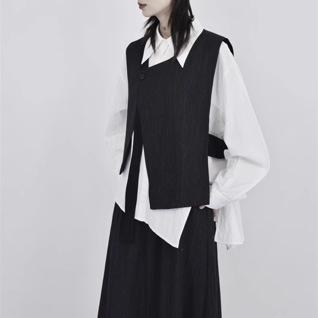 Asymmetrical hemline wrap design sleeveless vest C1012