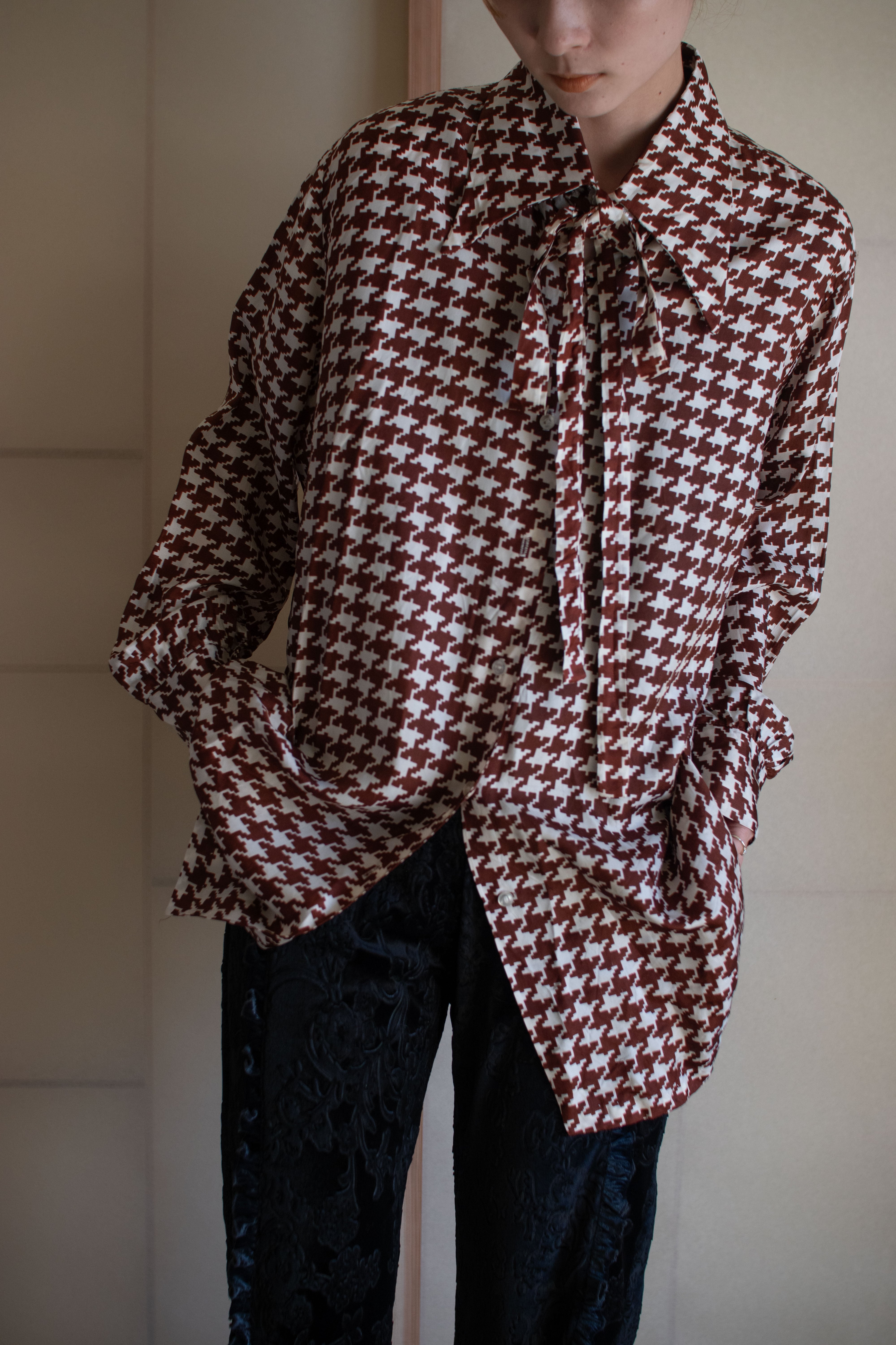 1970-80s Houndstooth pattern printed blouse