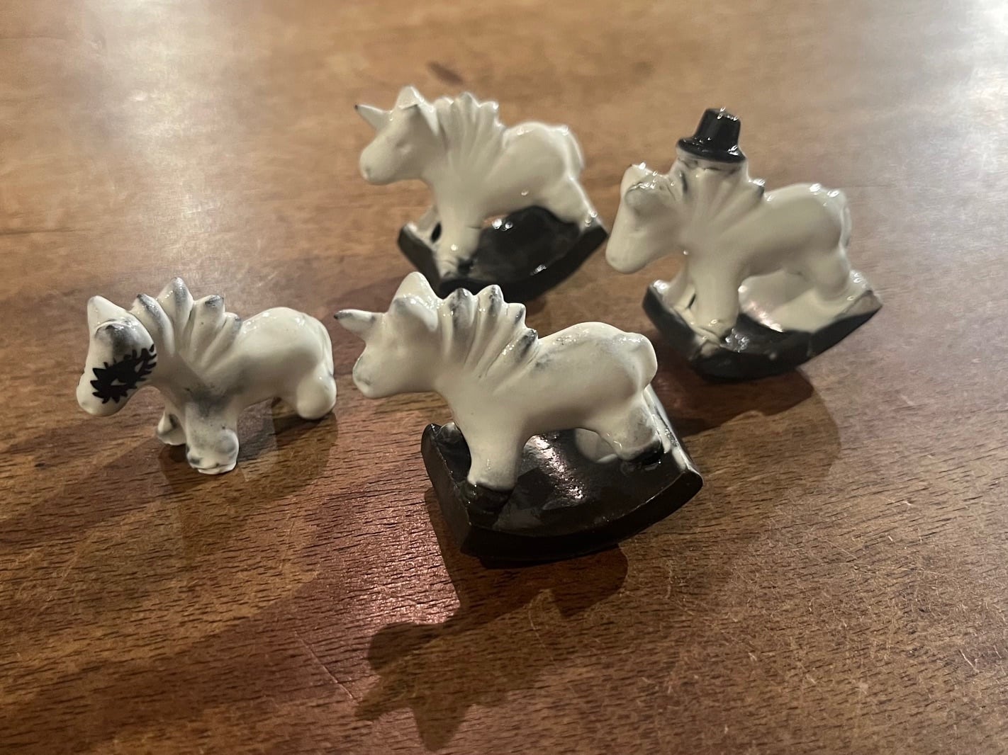 鈴木環 KAN SUZUKI 干支のフェーブ 木馬