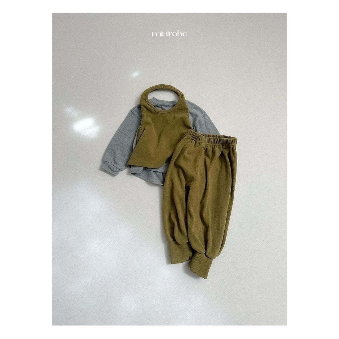 【取寄】minirobe ルルホルターネックトップス|冬服|韓国子供服