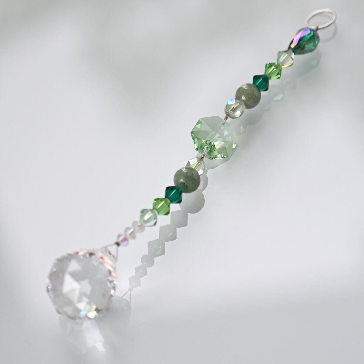 風水サンキャッチャー】結婚＆良縁・人間関係運気アップ＊翡翠（ひすい