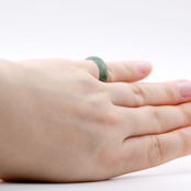 【10号】青緑色にキュン。翡翠ファセットカットくりぬき甲丸リング A貨翡翠 jd_rg1116