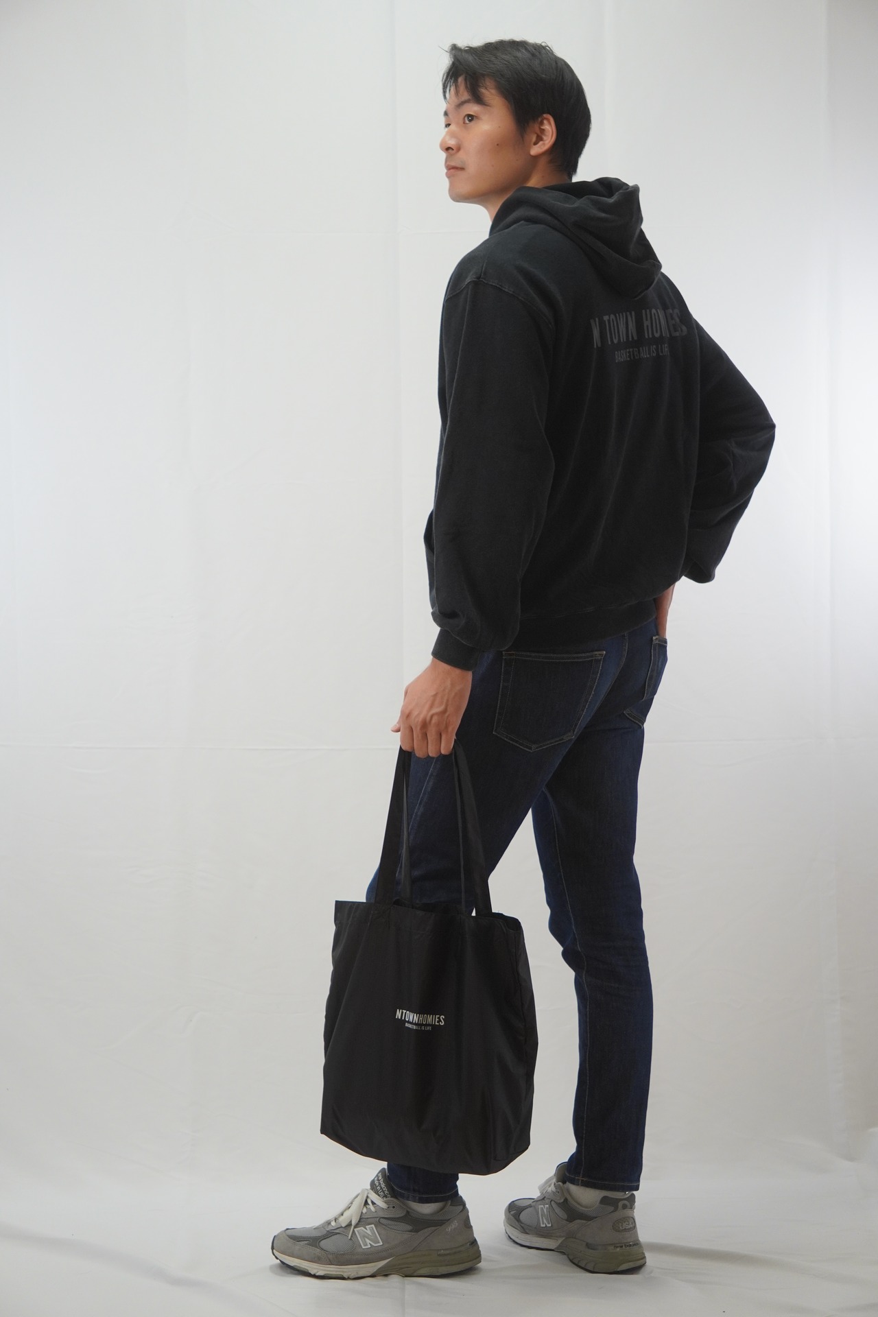 【受注生産】NYLON LOGO BAG color Black - 13