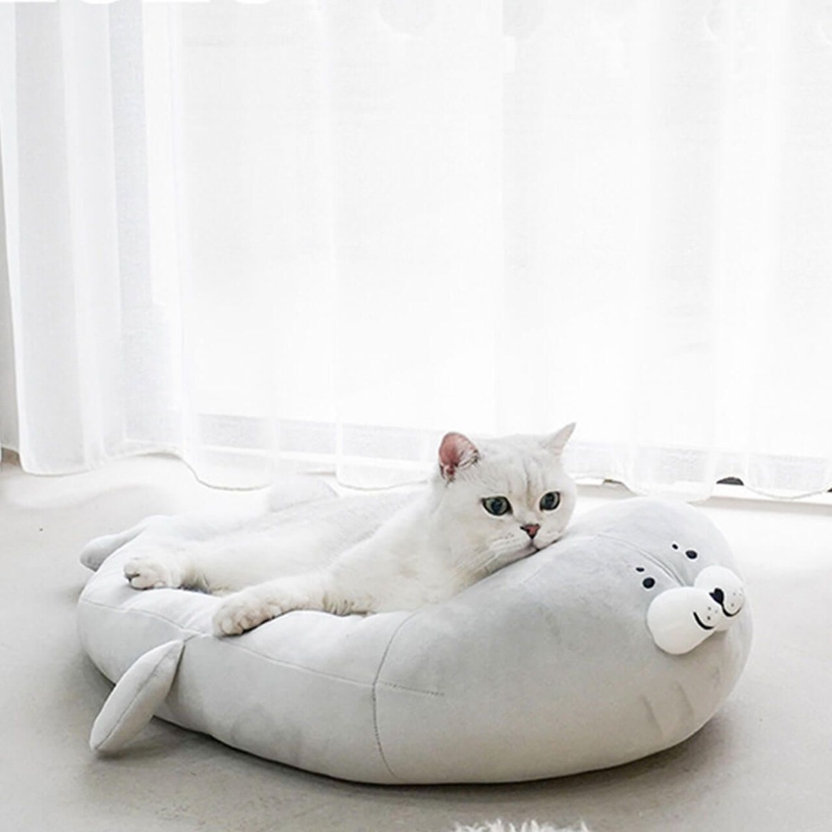 ベビベビにゃん(ΦωΦ)生後2ヶ月♡猫♡パニエ♥すずらん♡ベッド♡クッション