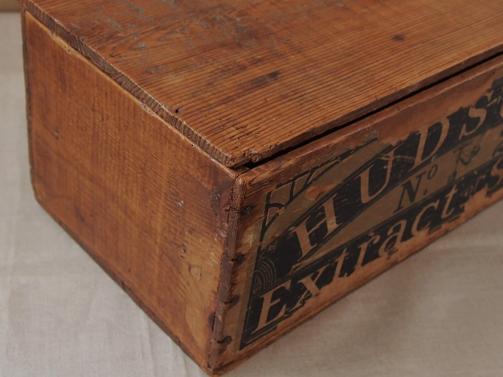 イギリスアンティーク 木箱 HUDSON'S SOAP | Bonny Bee