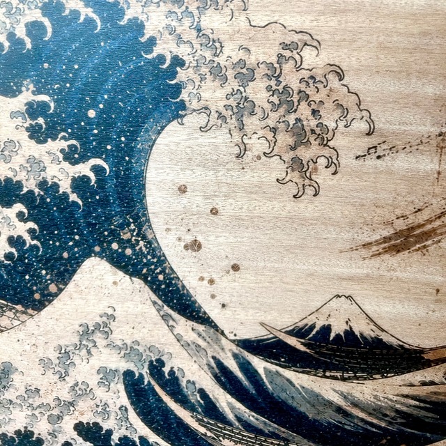 nternational Japan Fashion Gala 2026 Exclusive | Hokusai “The Great Wave” – Walnut × Nishijin Textile × Washi Tatami Bag