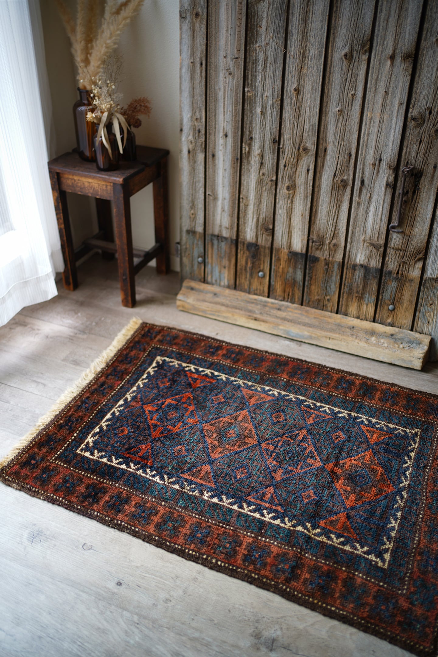 438】Semi Antique Persian Sistan Baluch rug 1935's | ヴィンテージ