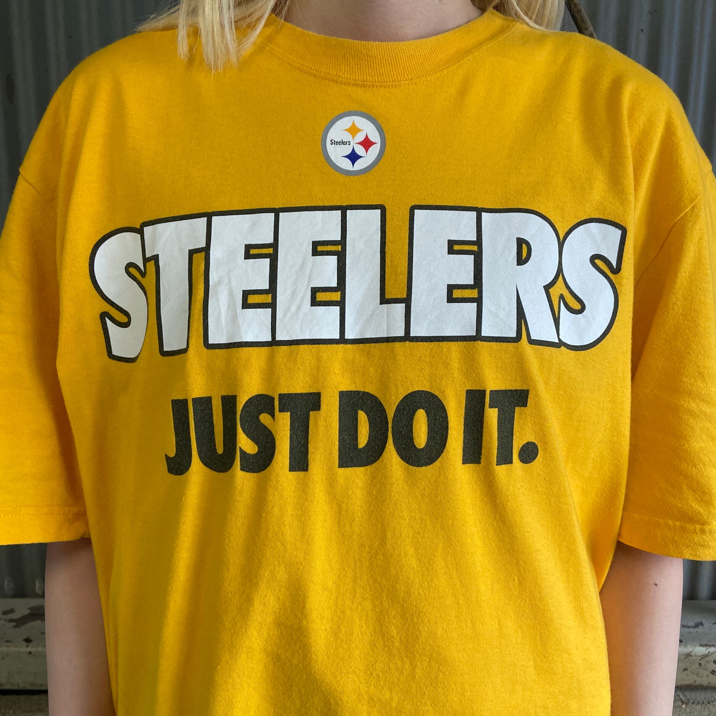 ナイキ NFL ピッツバーグ・スティーラーズ チームロゴプリントTシャツ