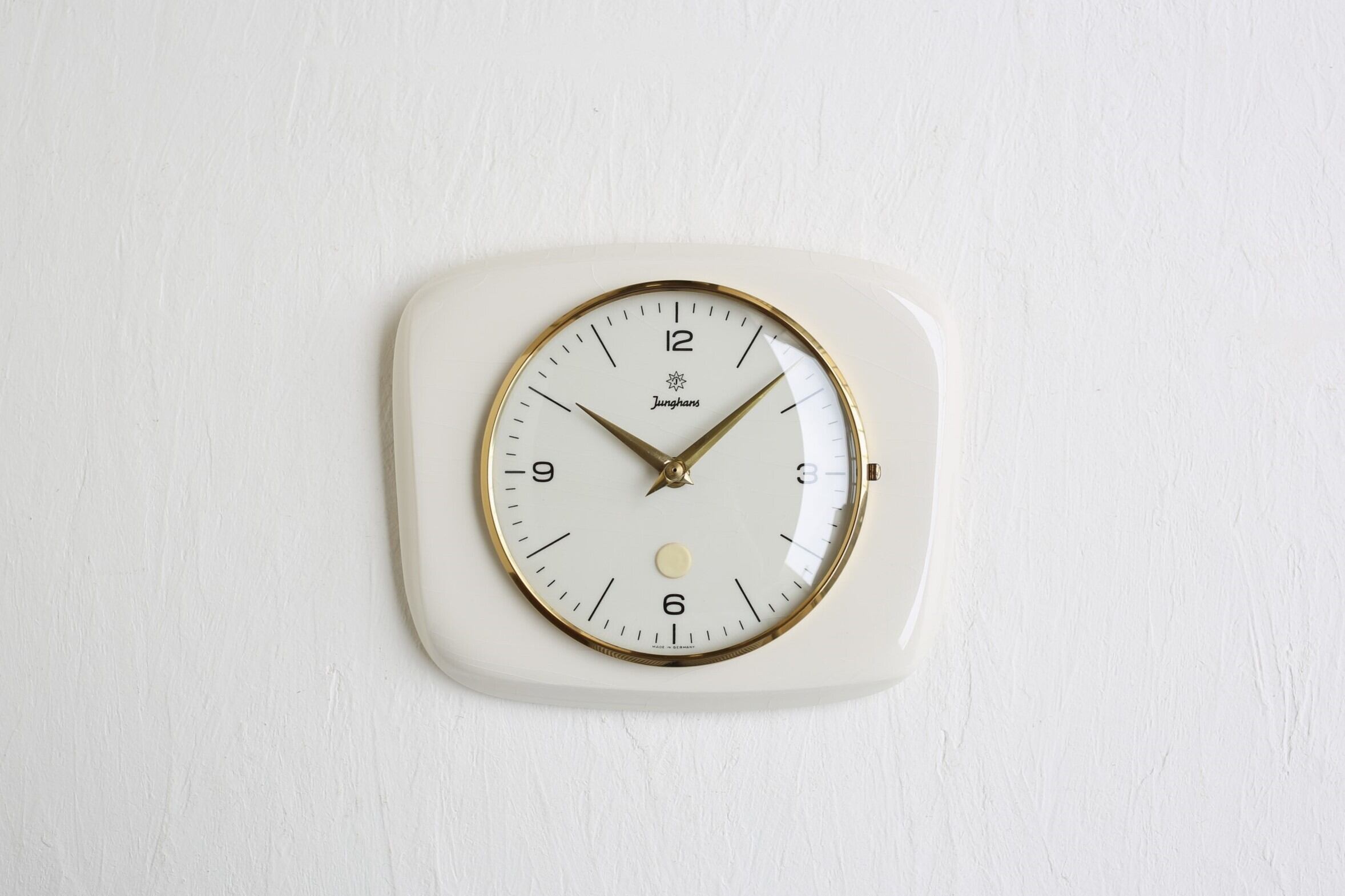 ドイツ アンティーク ヴィンテージ Junghans ユンハンス 陶器 掛時計 小 (単3電池式クォーツ)N-05180