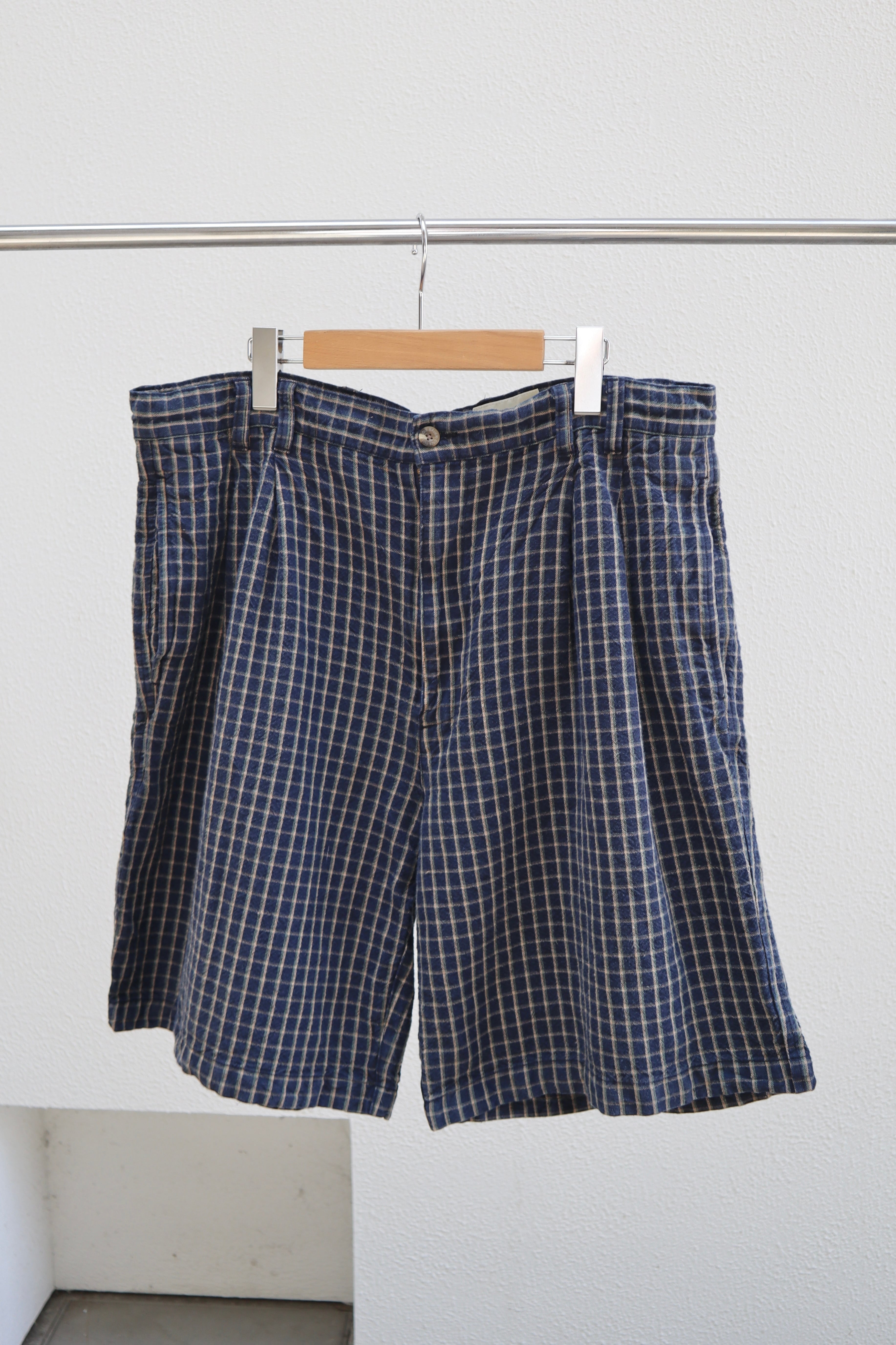 USED 90s Eddie Bauer plaid shorts
