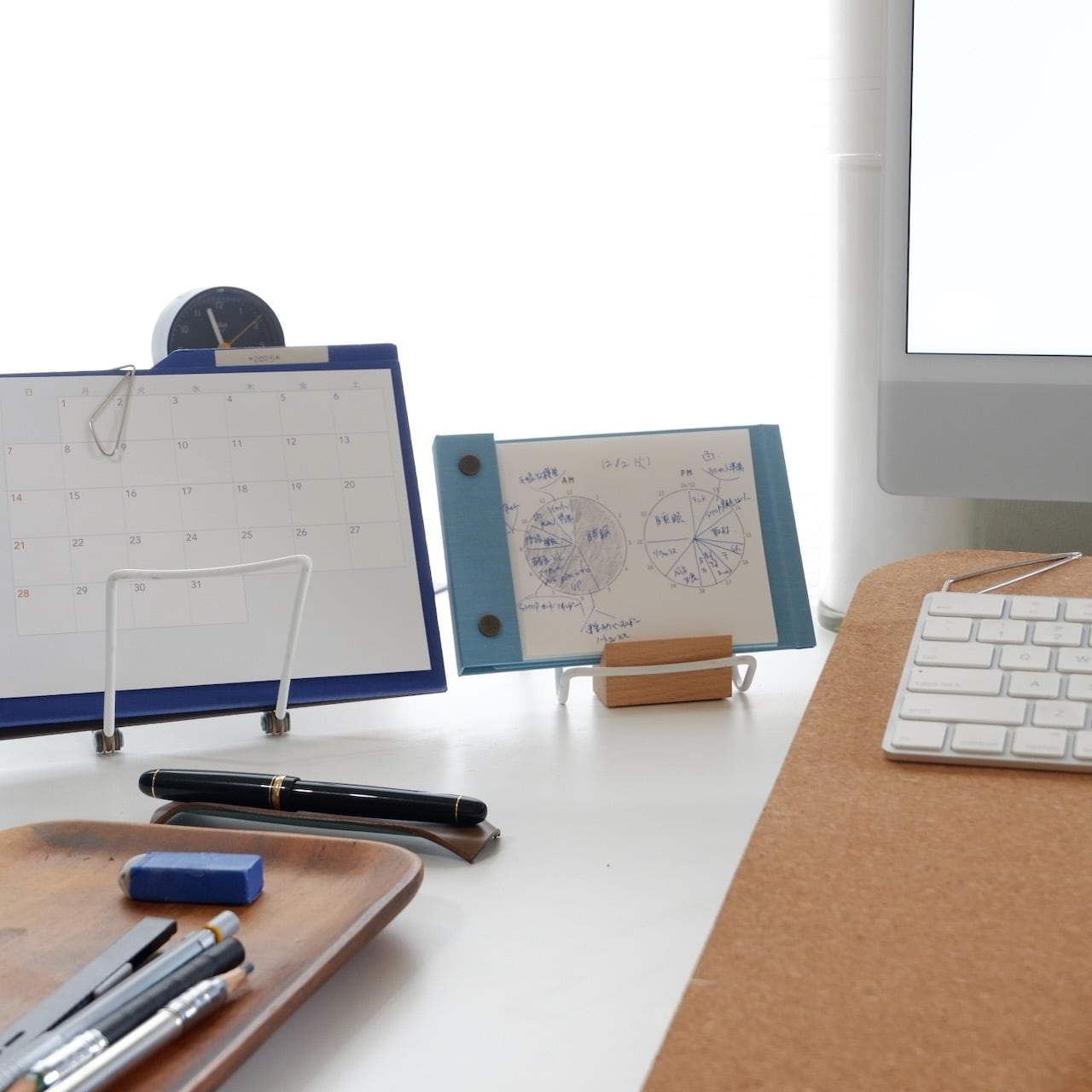 フレームマンスリー ペーパー 2026年版 | pen-info SHOP