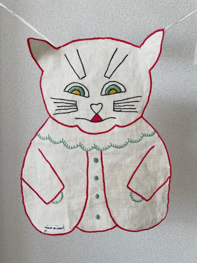 【イタリア】手刺繍の猫のスタイ