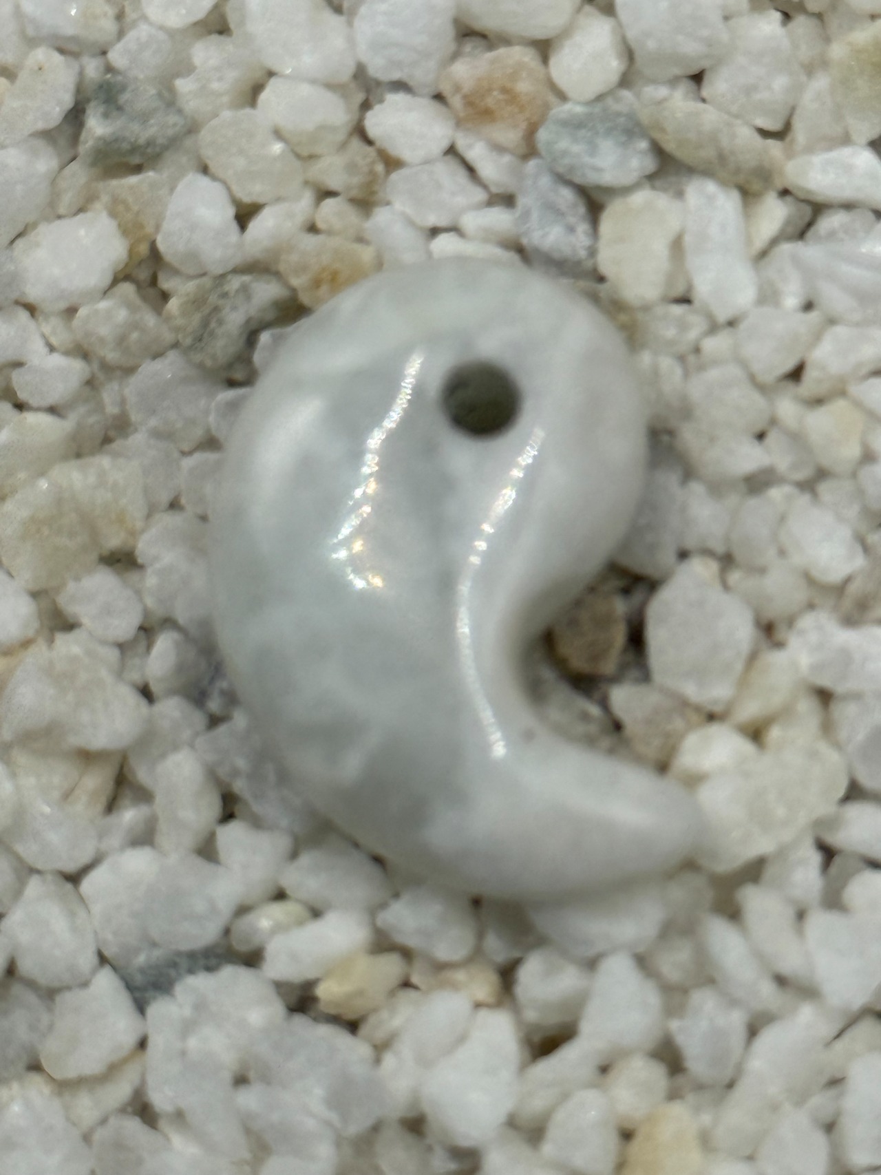 糸魚川翡翠　勾玉　024・画像2