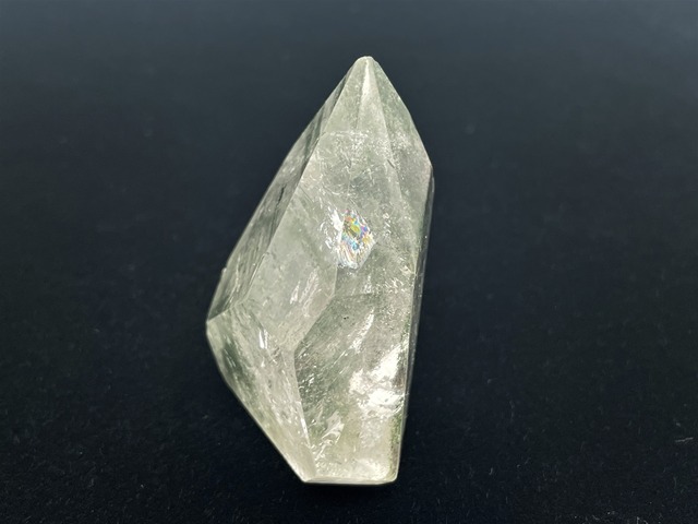 ポリッシュポイント（グリーンファントムレインボークォーツ）