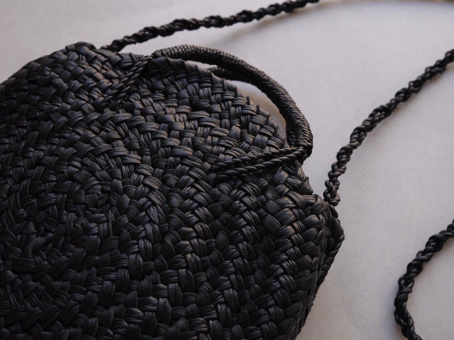 Aeta”KG CIRCLE BASKET S BLACK” | Lapel online store