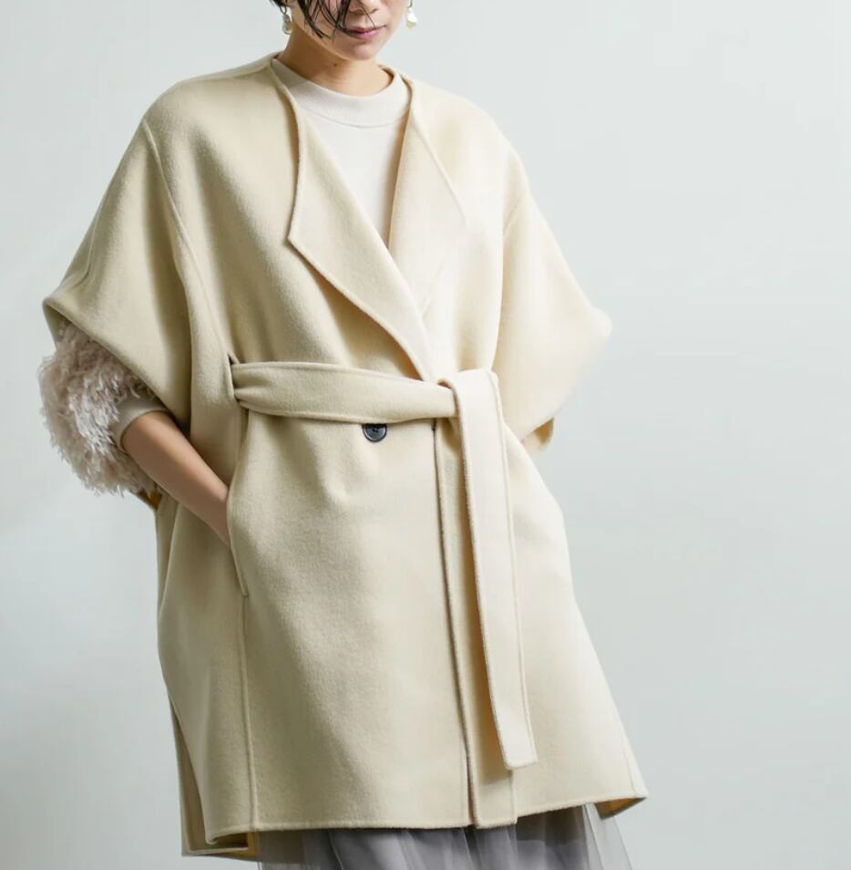 美品 ✨️ Lallia Mu ラリアムー ケープカラー リバーコート グレー 美品 ✨️ Lallia Mu ラリアムー ケープカラー リバーコート グレー