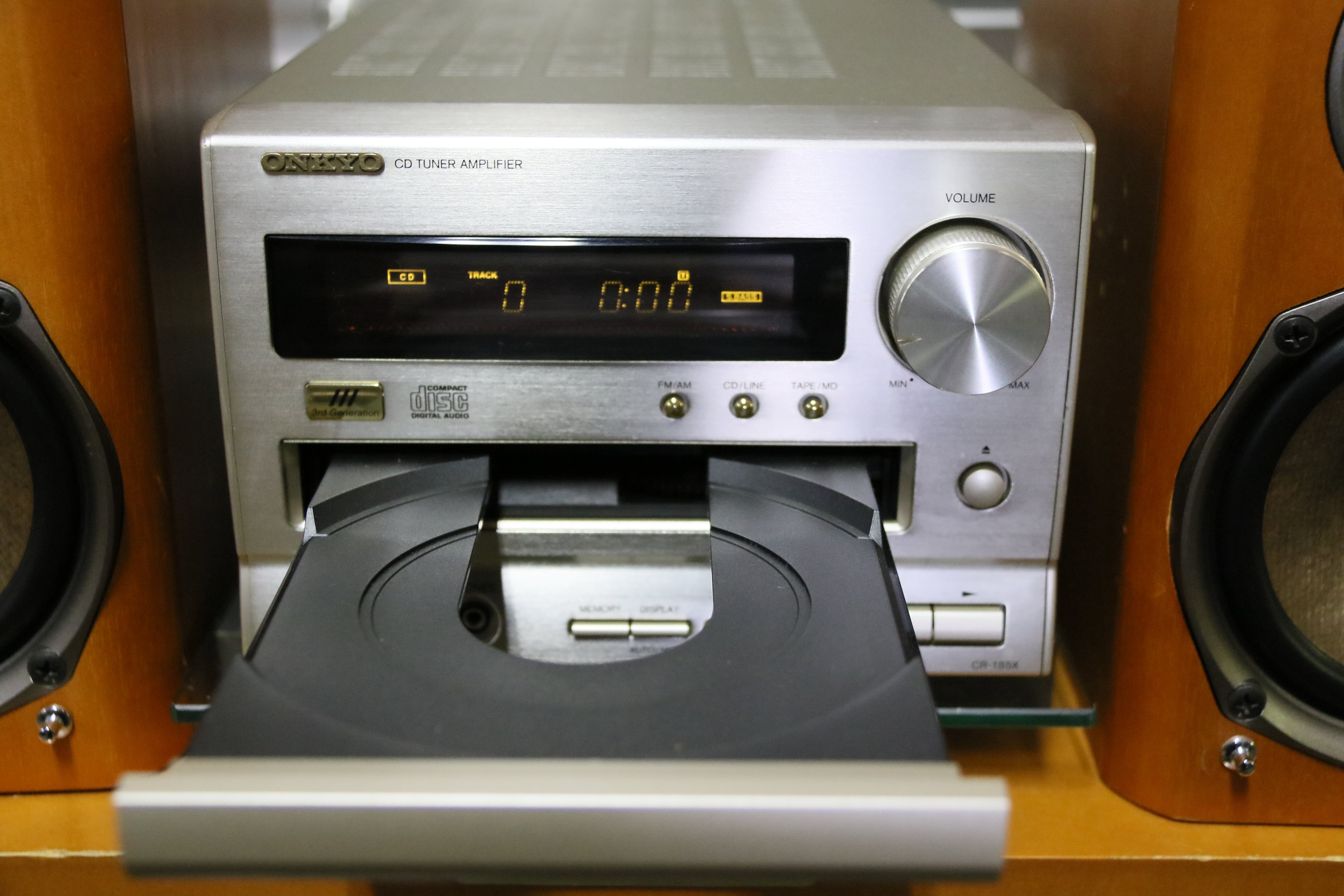 当店人気機種！小さな巨人！】ONKYO INTEC185 CR-185X＆D-02A CD/ﾁｭｰﾅ