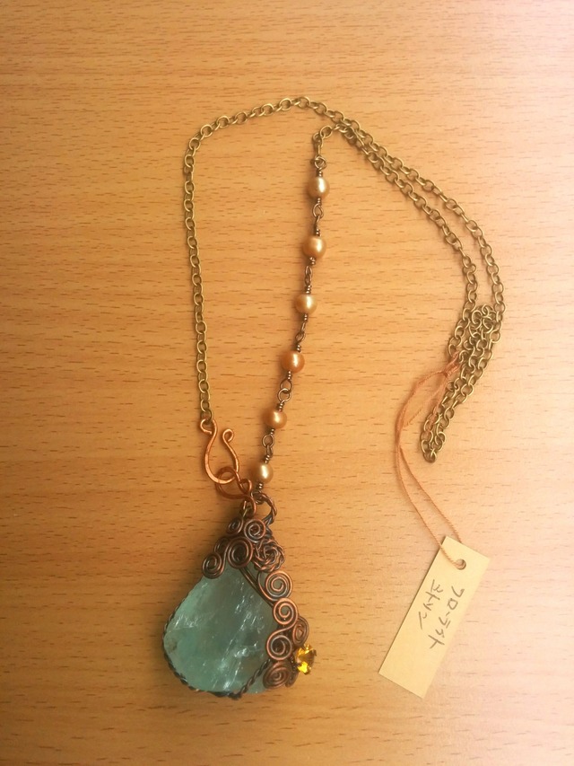 「フローライト」のアシメネックレス~送料無料~