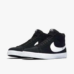 NIKE SB ZOOM BLAZER MID / BLACK × WHITE